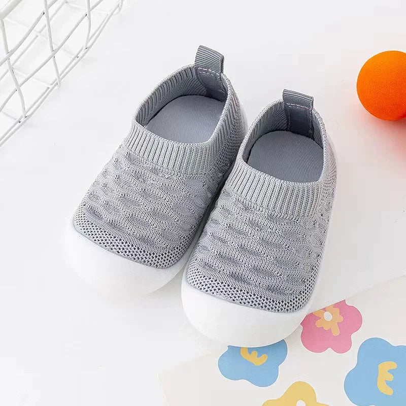 Spring and Summer New Breathable Baby Walking Shoes