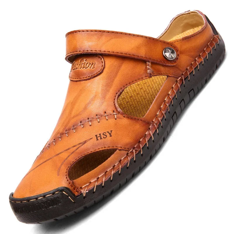 New Handmade Summer Sandals Men Breathable Leather Shoes Man Outdoor Men Sandals Antiskid Beach Sandals Hollow Shoes Fashion