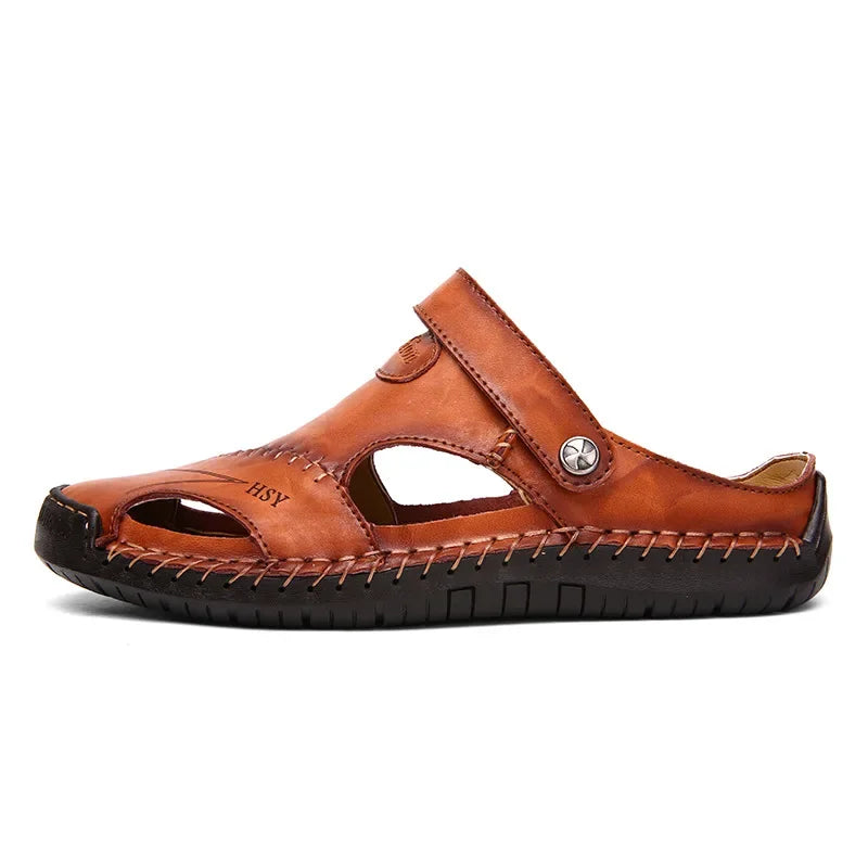 New Handmade Summer Sandals Men Breathable Leather Shoes Man Outdoor Men Sandals Antiskid Beach Sandals Hollow Shoes Fashion